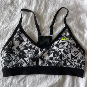 Nike women’s sports bra